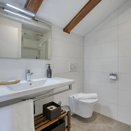 Conrad By Interhome Casa vacanze Abbazia