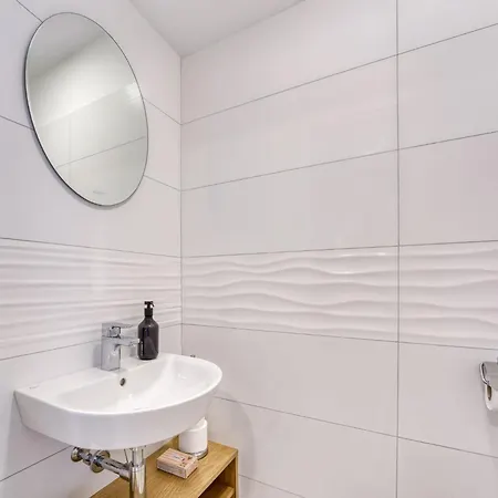 Conrad By Interhome *