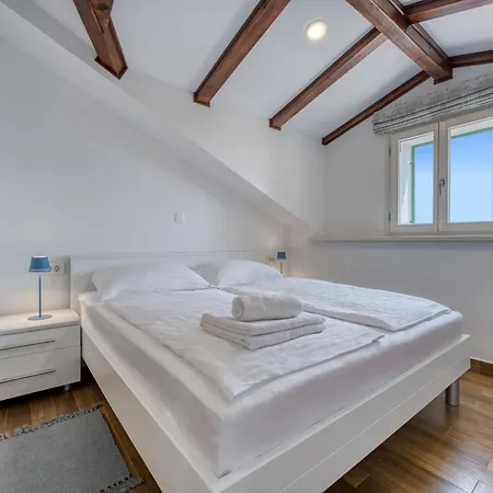 Conrad By Interhome Opatija