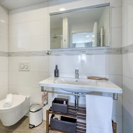 Conrad By Interhome * Опатия