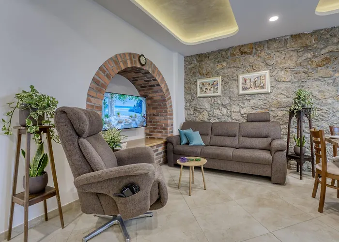 Conrad By Interhome * Opatija