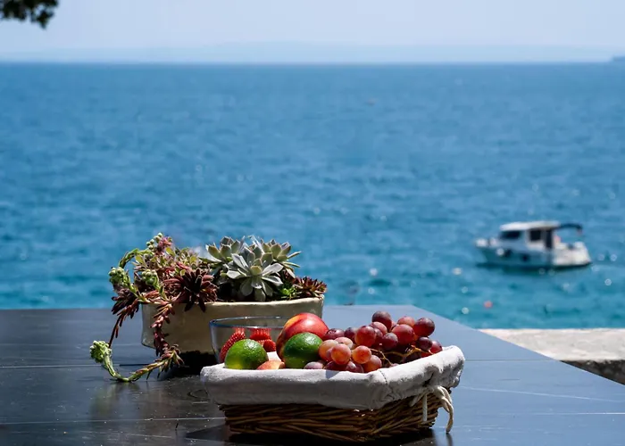 Conrad By Interhome Tatil Evi Opatija