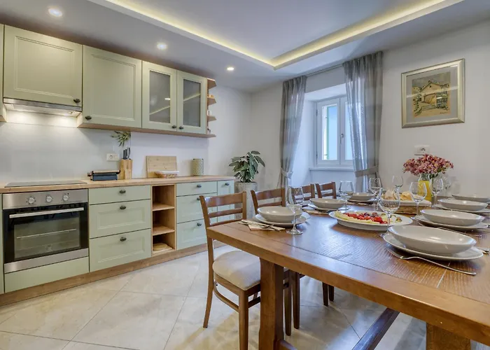 Conrad By Interhome Tatil Evi *