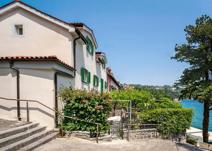 Conrad By Interhome Tatil Evi *