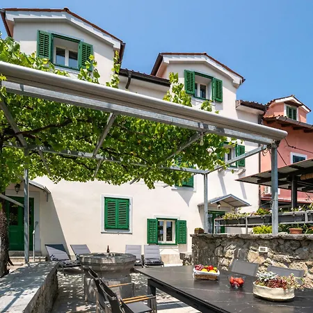 Σπίτι διακοπών Conrad By Interhome Οπατία